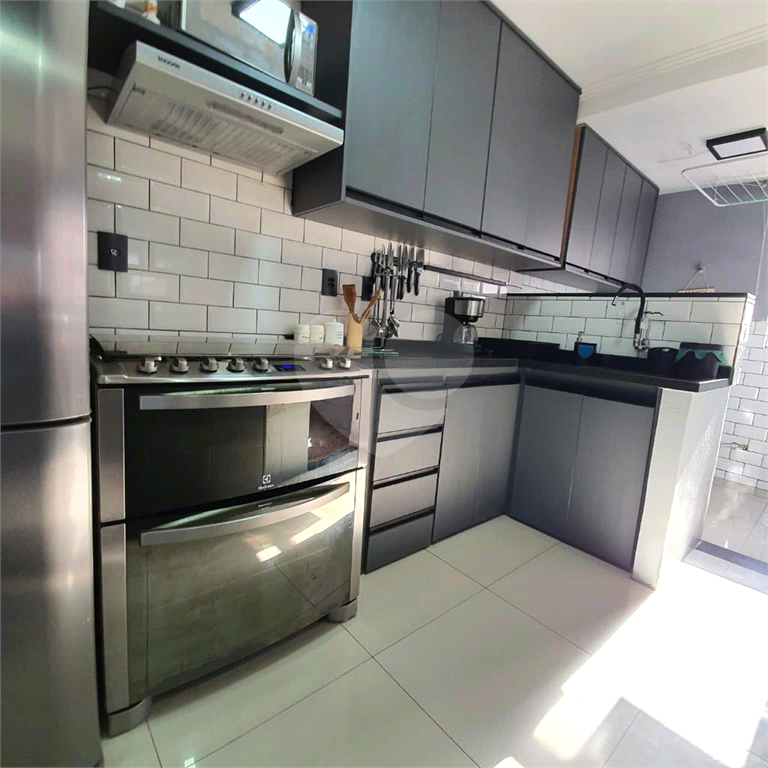 APARTAMENTO em MOEMA