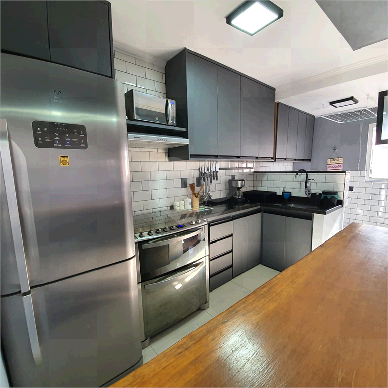 APARTAMENTO em MOEMA