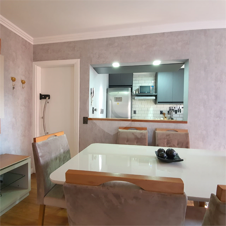 APARTAMENTO em MOEMA