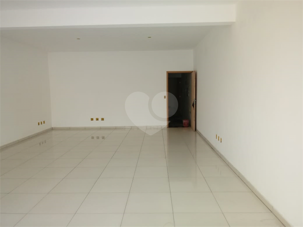 Prédio Inteiro Zona Leste