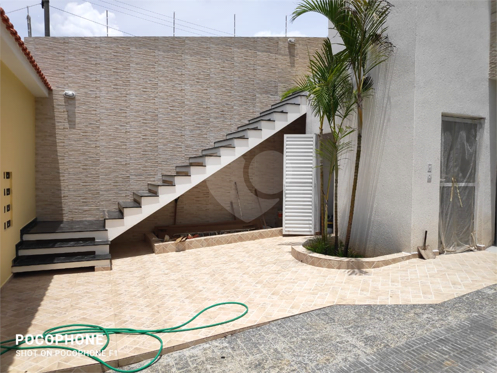 CASA CONDOMINIO FECHADO - ÁGUA FRIA