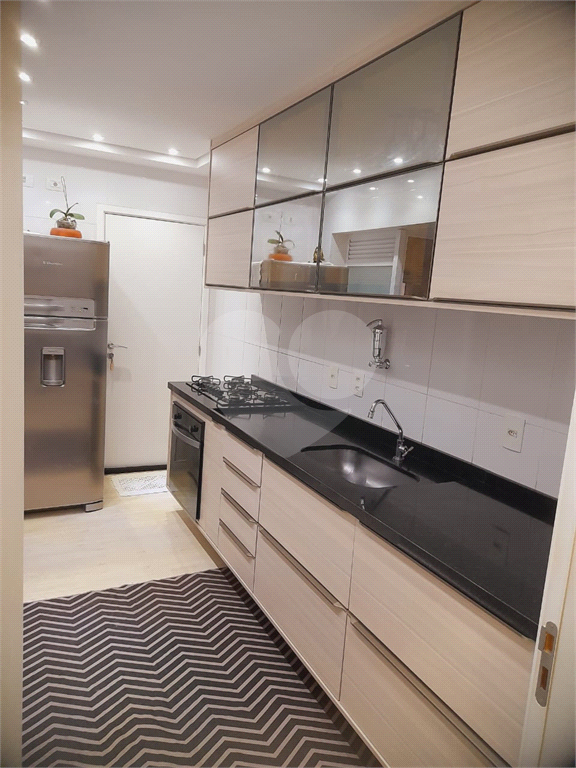 APARTAMENTO em TATUAPÉ