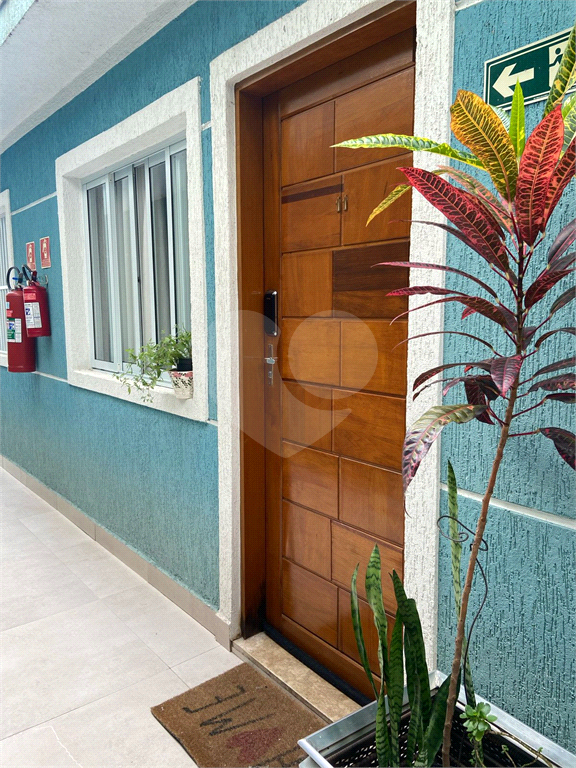 Sobrado em condomínio no Tucuruvi com 02 quartos por R$ 690.000,00
