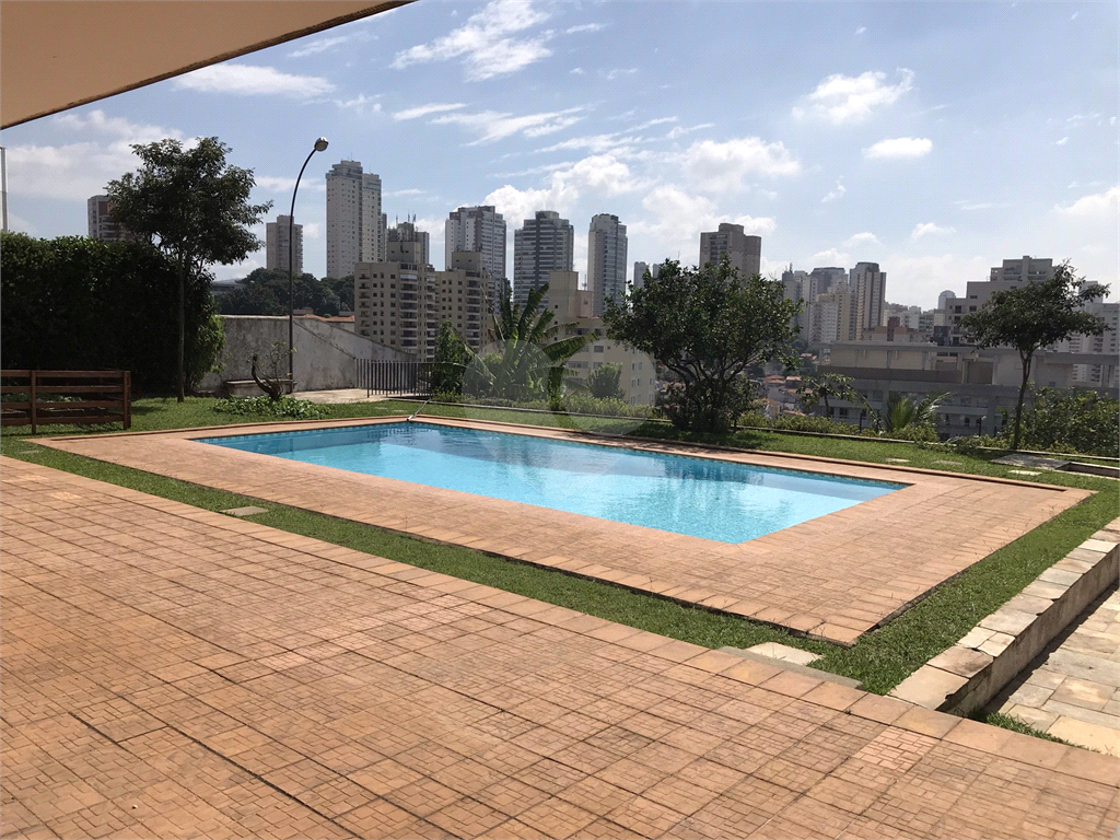 SOBRADO em SANTANA