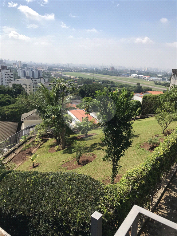 SOBRADO em SANTANA