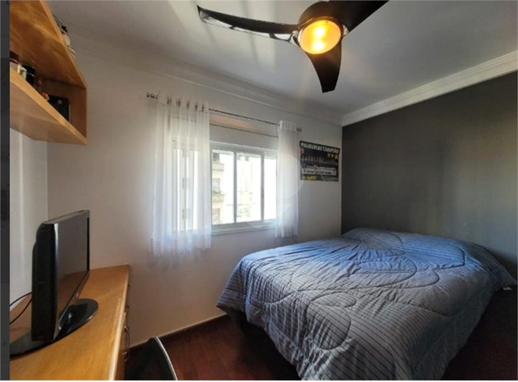 Apartamento na Rua Dr. Tomas Carvalhal, de frente, andar alto, 3 suítes, lazer e portaria 24 horas