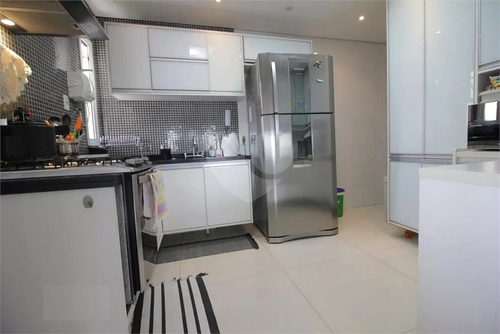 APARTAMENTO em MORUMBI