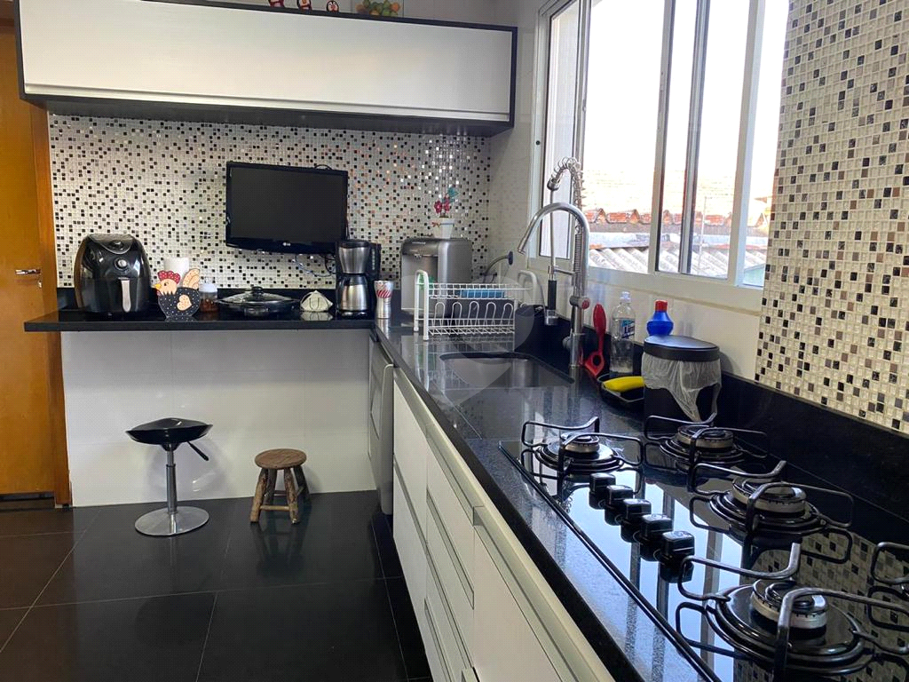 BELÍSSIMO SOBRADO COM TRES SUITES - VILA NIVI - TUCURUVI