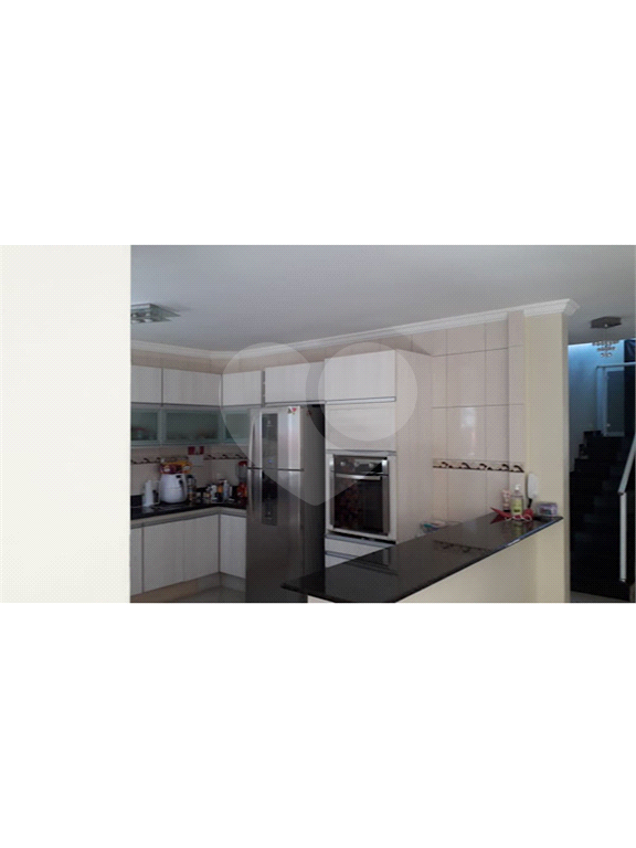 Lindo sobrado alto padrão  com 250m² de área construída no Jd City.