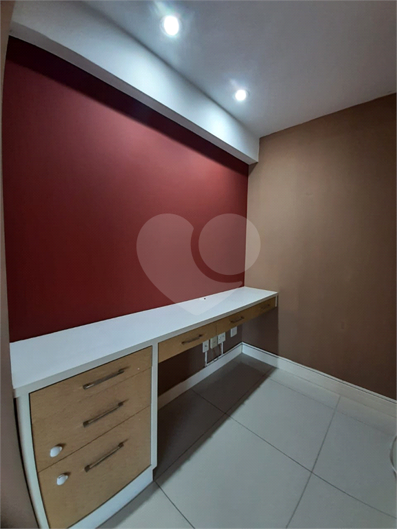 Apartamento à venda e aluguel com 3 quartos, 96m² - Foto 13