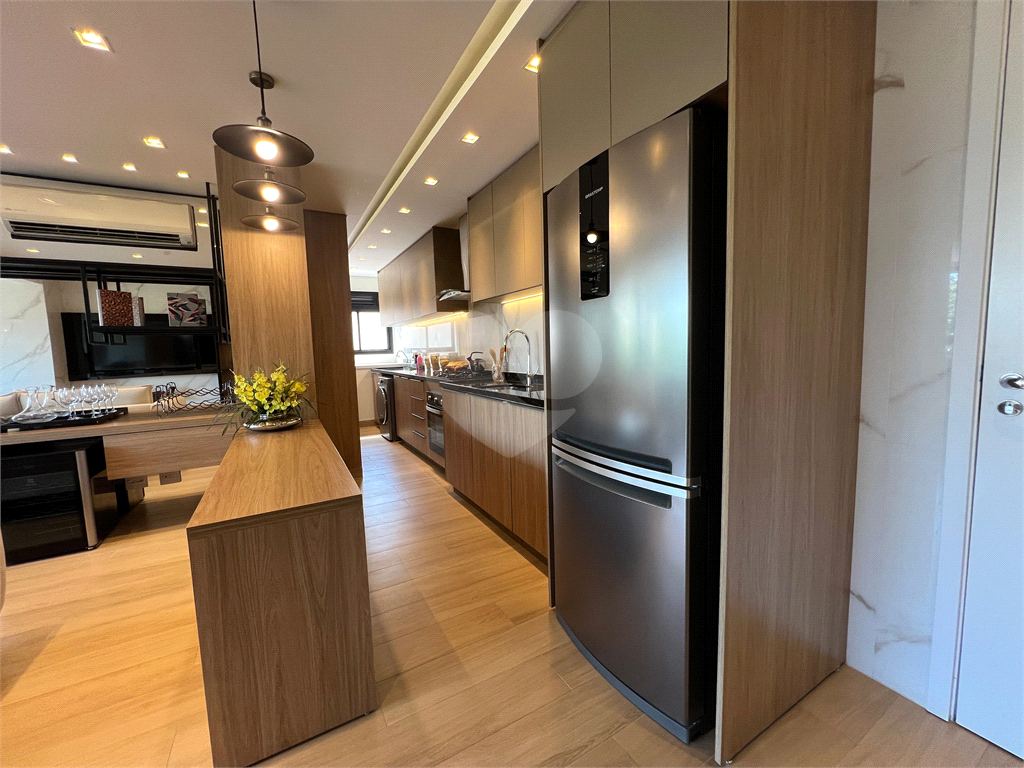 Apartamento NOVO, a venda, com 2 dormitórios, sendo 1 suíte, amplo terraço gourmet, 2 vagas/Santana