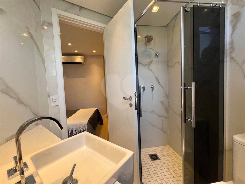 Apartamento NOVO, a venda, com 2 dormitórios, sendo 1 suíte, amplo terraço gourmet, 2 vagas/Santana