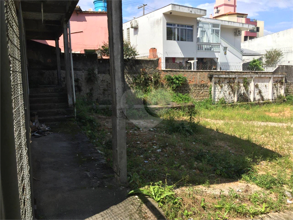 Terreno - 1.200m2 - Área para construção residencial ou comercial