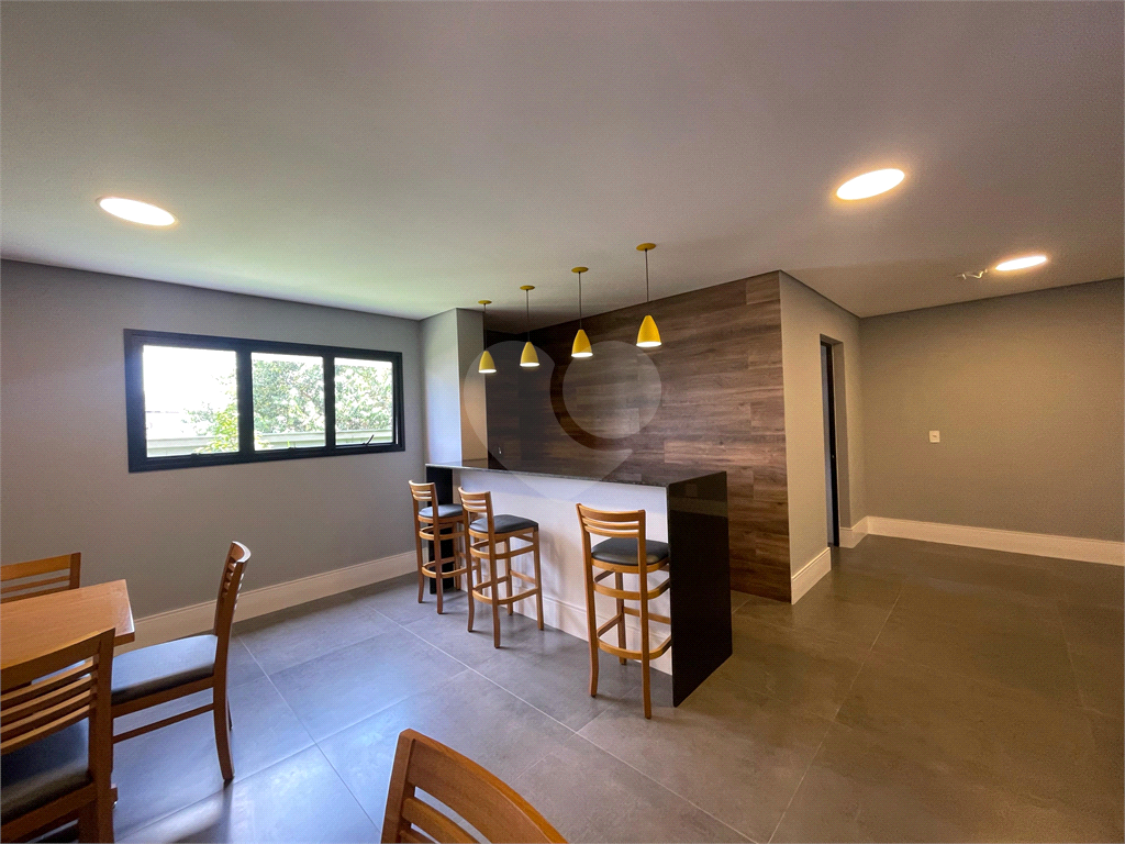 Apartamento novo com 2 quartos à venda na Santa Teresinha!!