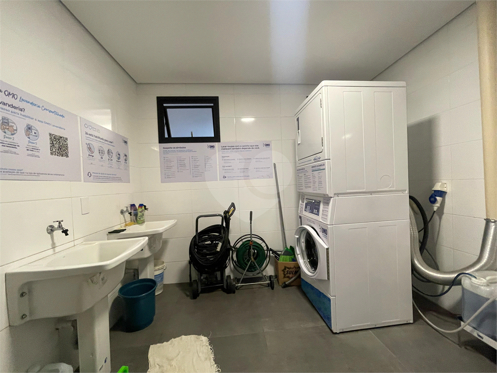 Apartamento novo com 2 quartos à venda na Santa Teresinha!!
