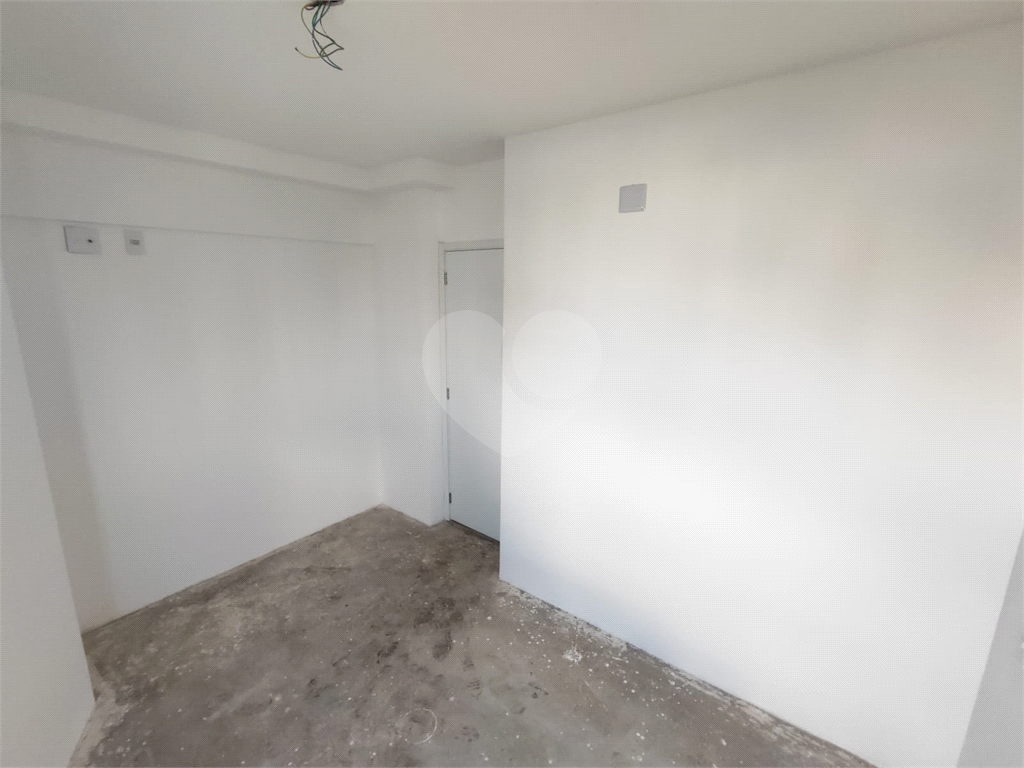 Apartamento novo com 2 dormitórios à venda na Santa Teresinha!!