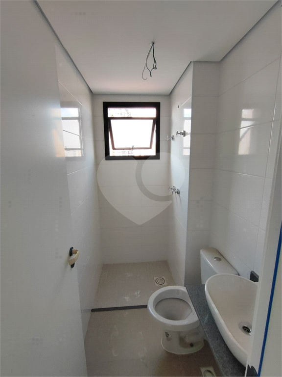 Apartamento novo com 2 dormitórios à venda na Santa Teresinha!!