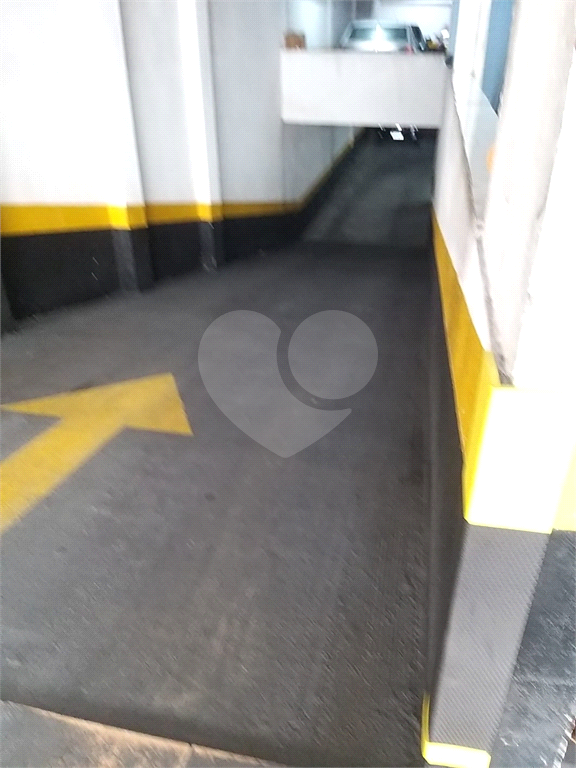 sala comercial  em Santana 28 m², 01 banheiros,01 cozinha, 01 vaga de garagem , bem localizada