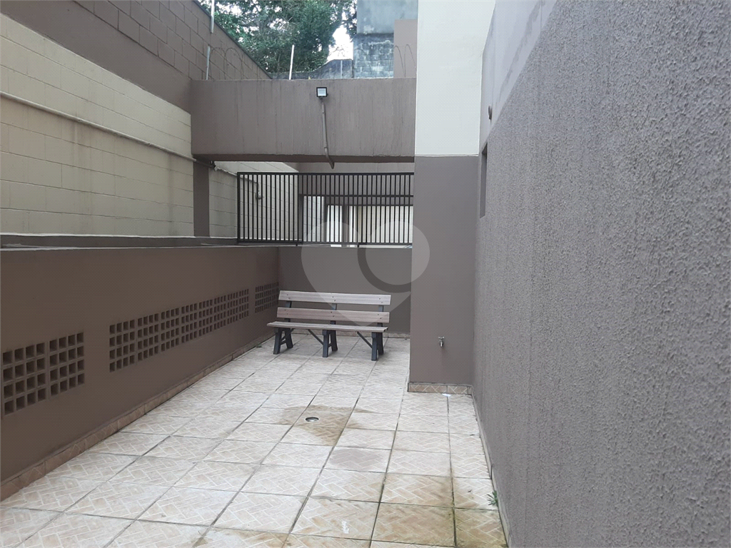 Apartamento à venda e aluguel com 2 quartos, 60m² - Foto 8