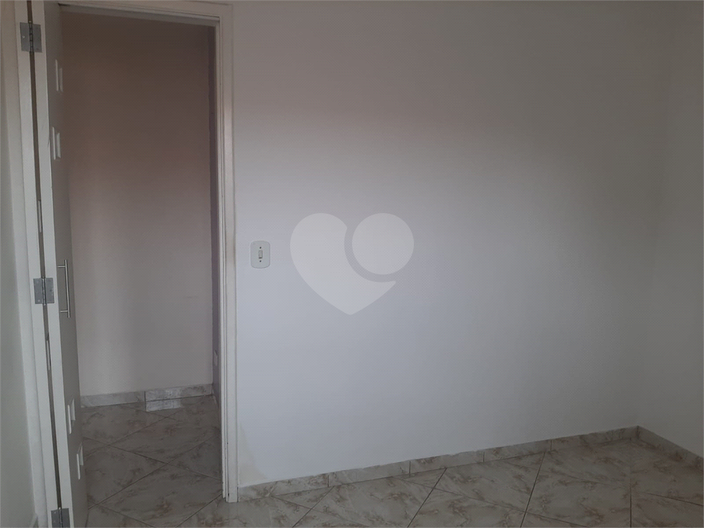 Apartamento à venda e aluguel com 2 quartos, 60m² - Foto 13