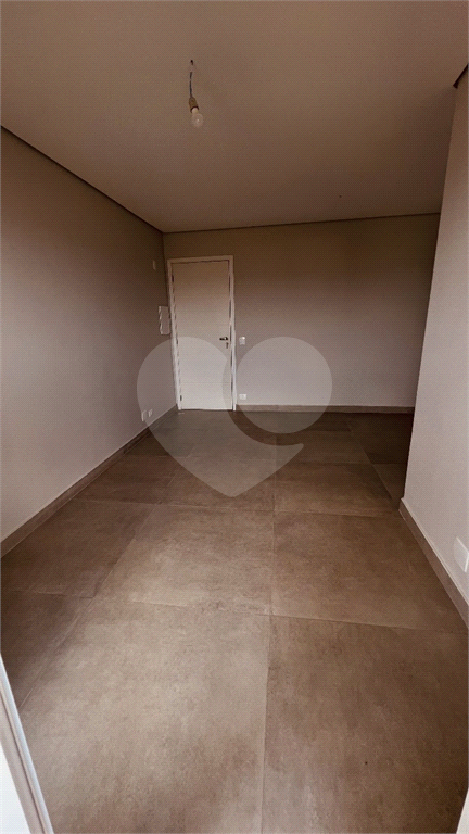 APARTAMENTO em SANTANA