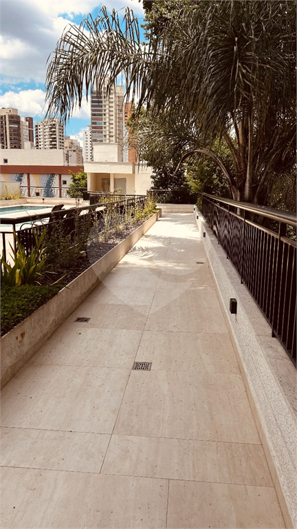 APARTAMENTO em SANTANA