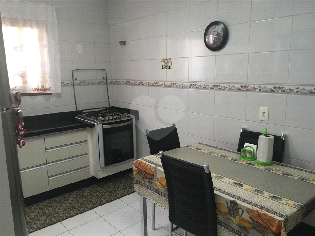 Casa à venda com 3 quartos, 96m² - Foto 3