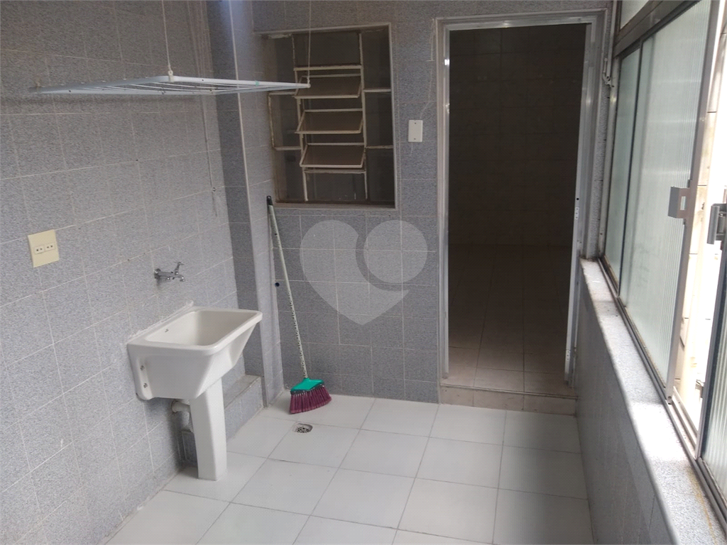 Apartamento com 1 dormitório sem vaga
