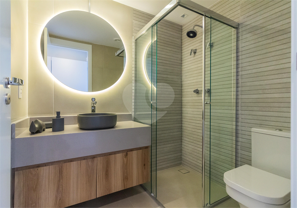 APARTAMENTO À VENDA MOBILIADO COM 128M2 - 3 QUARTOS - 2 VAGAS NA VILA MADALENA
