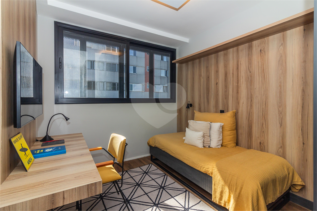 APARTAMENTO À VENDA MOBILIADO COM 128M2 - 3 QUARTOS - 2 VAGAS NA VILA MADALENA