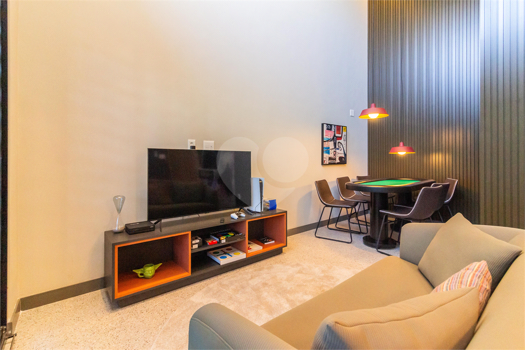 APARTAMENTO À VENDA MOBILIADO COM 128M2 - 3 QUARTOS - 2 VAGAS NA VILA MADALENA