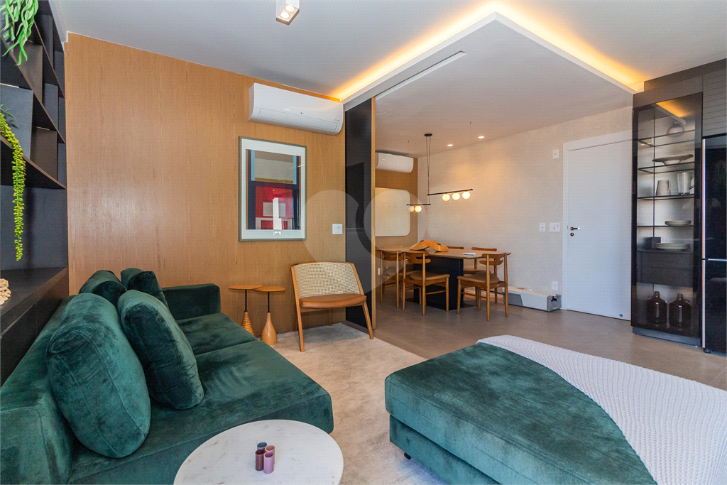 APARTAMENTO À VENDA MOBILIADO COM 128M2 - 3 QUARTOS - 2 VAGAS NA VILA MADALENA
