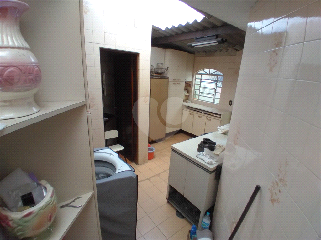 Casa térrea à venda com 4 dormitórios (sendo 3 suítes) próximo à Estação Tucuruvi do Metrô
