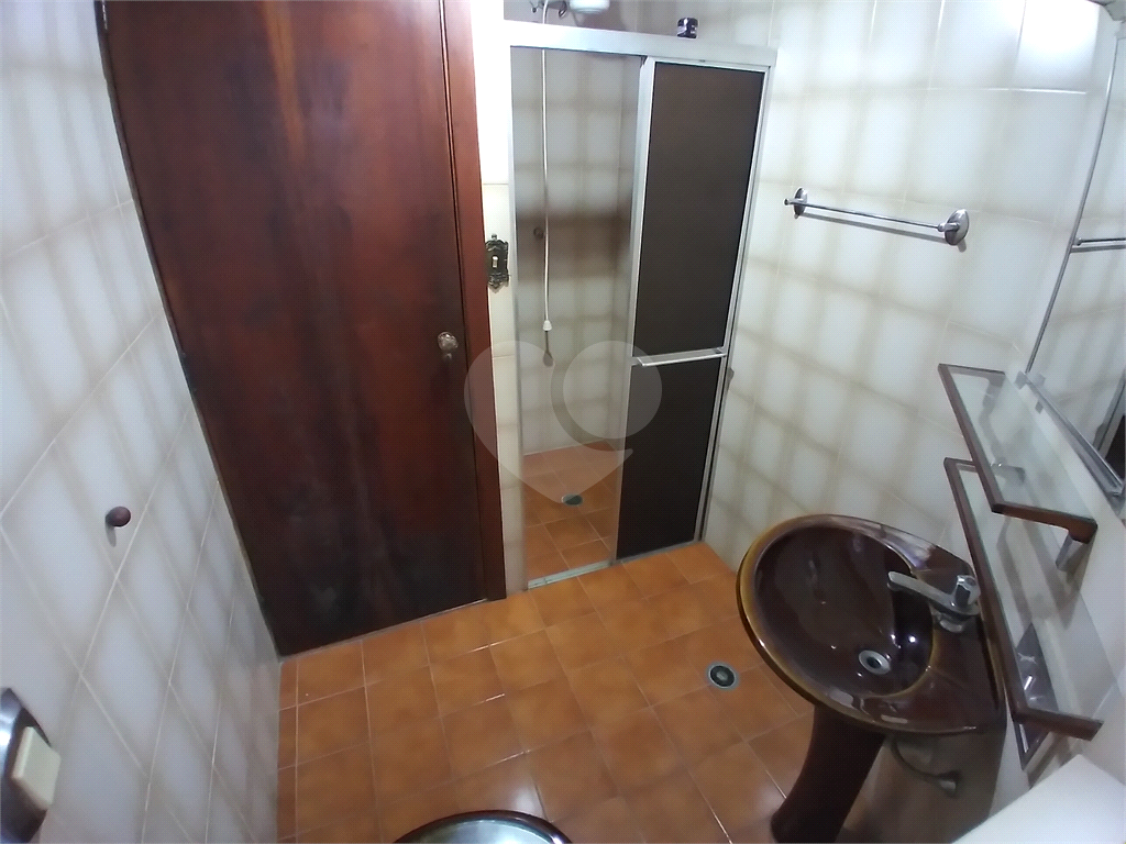 Casa térrea à venda com 4 dormitórios (sendo 3 suítes) próximo à Estação Tucuruvi do Metrô