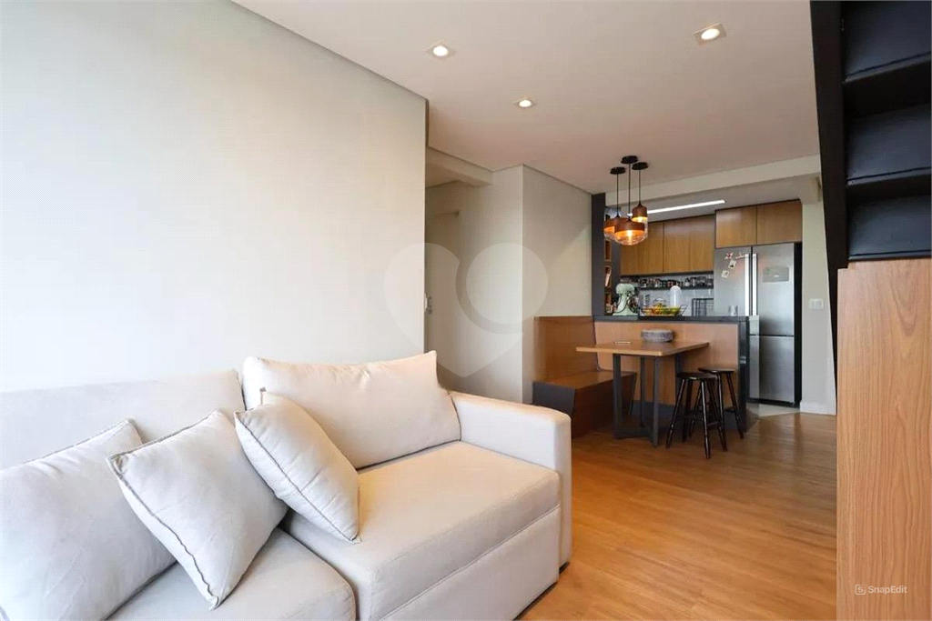 Linda cobertura duplex, com piscina privativa, localização privilegiada.