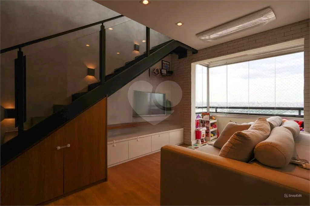 Linda cobertura duplex, com piscina privativa, localização privilegiada.