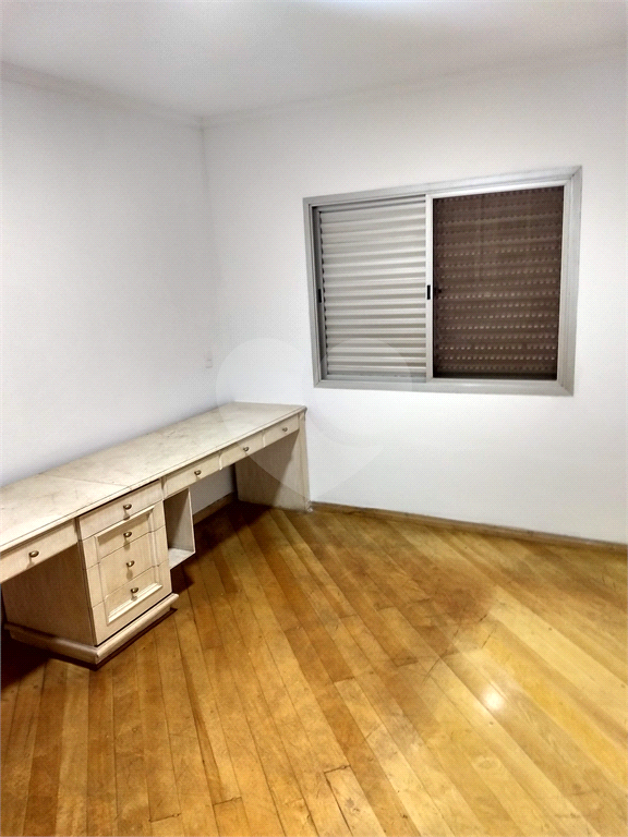 Condomínio Maison Champenois no Morumbi, 4 dormitórios, 3 vagas.