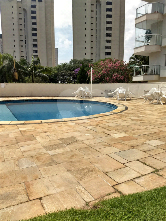 Condomínio Maison Champenois no Morumbi, 4 dormitórios, 3 vagas.