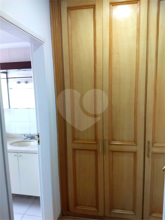 Condomínio Maison Champenois no Morumbi, 4 dormitórios, 3 vagas.