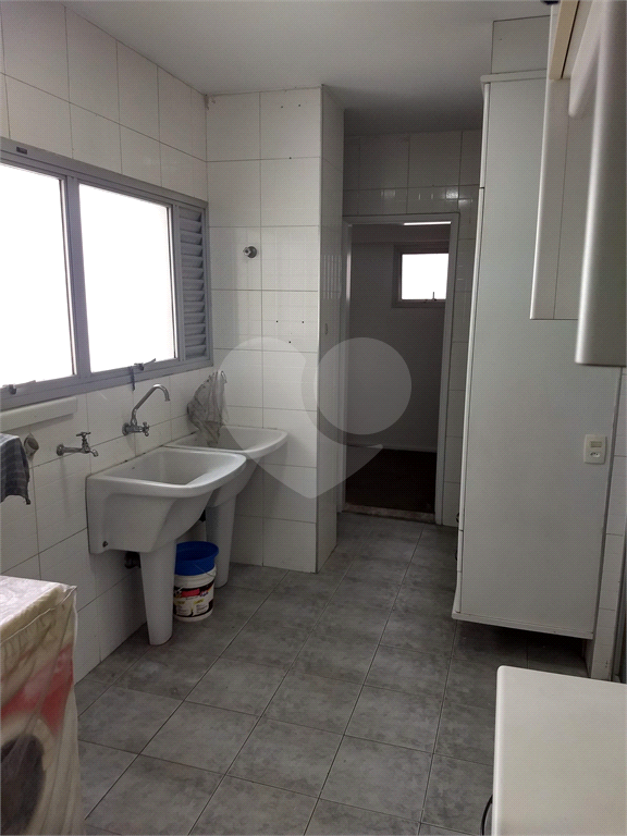 Condomínio Maison Champenois no Morumbi, 4 dormitórios, 3 vagas.