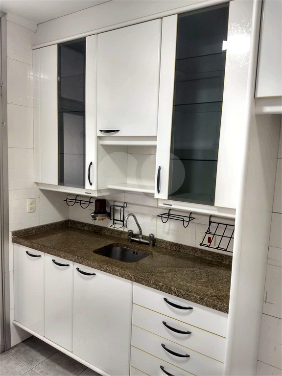 Condomínio Maison Champenois no Morumbi, 4 dormitórios, 3 vagas.