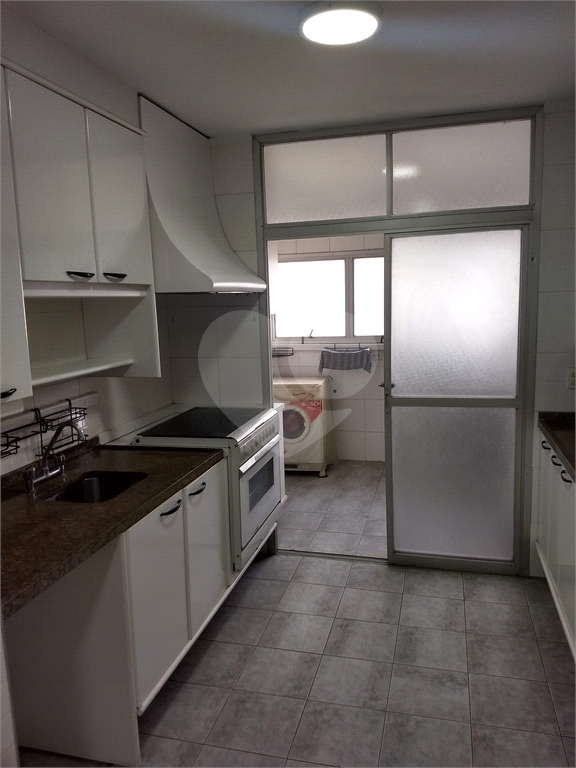 Condomínio Maison Champenois no Morumbi, 4 dormitórios, 3 vagas.