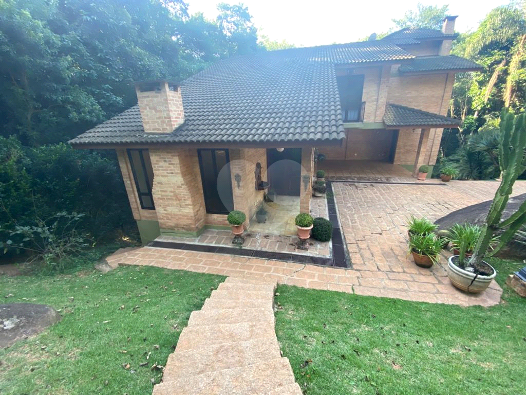 Casa condomínio fechado Serra da Cantareira 