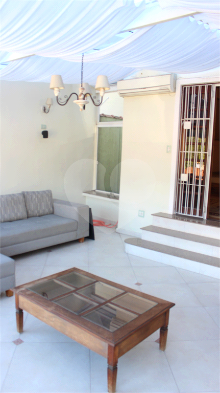 sobrado de 4 dts 2 suites de alto padrao no tremembe 
