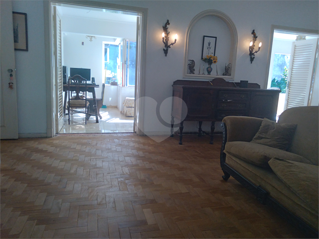 Casa, 4 quartos, 320 m² - Foto 19