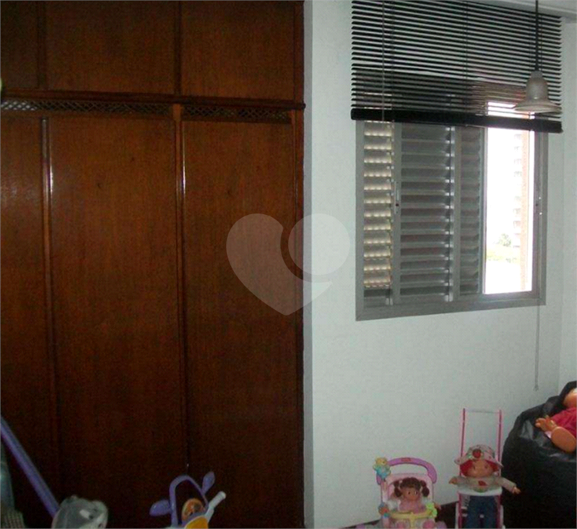 APARTAMENTO em TATUAPÉ