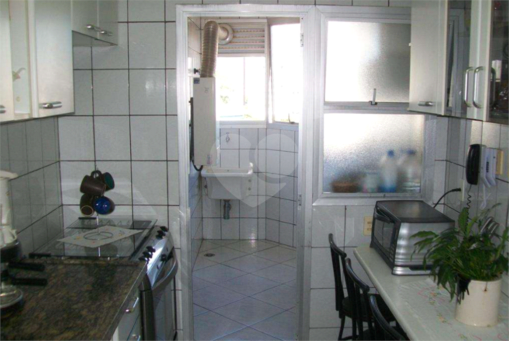 APARTAMENTO em TATUAPÉ