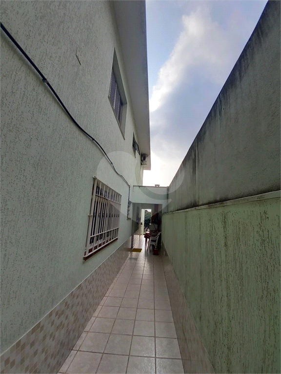 Amplo e confortável sobrado na Vila Aurora! Imóvel com 444m² de área total e 165m² de área útil.