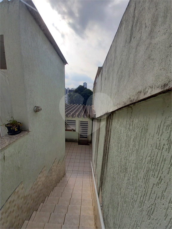 Amplo e confortável sobrado na Vila Aurora! Imóvel com 444m² de área total e 165m² de área útil.