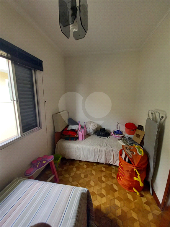 Amplo e confortável sobrado na Vila Aurora! Imóvel com 444m² de área total e 165m² de área útil.
